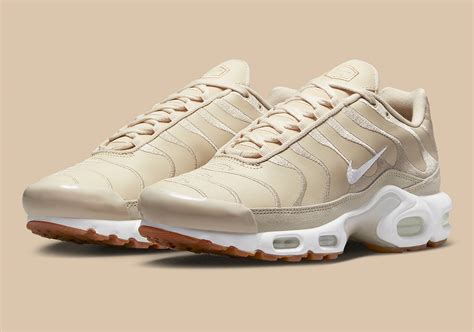 beige Nike Air max shoes